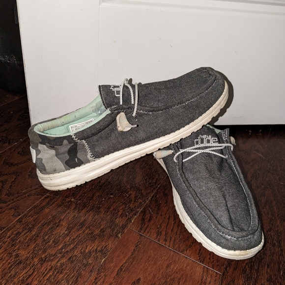 Men's Hey Dudes - Picture 1 of 5